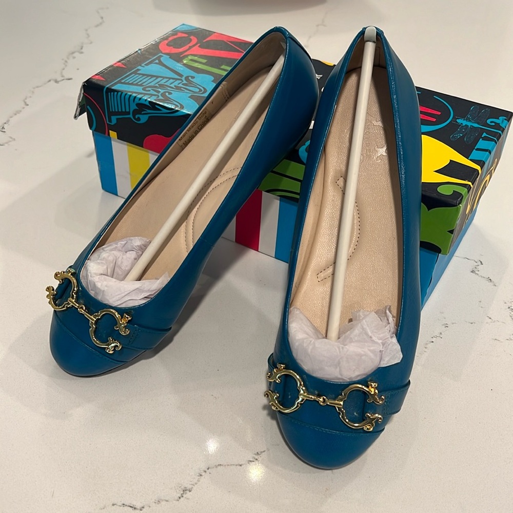 C. Wonder Gold Buckle Ballet Flats